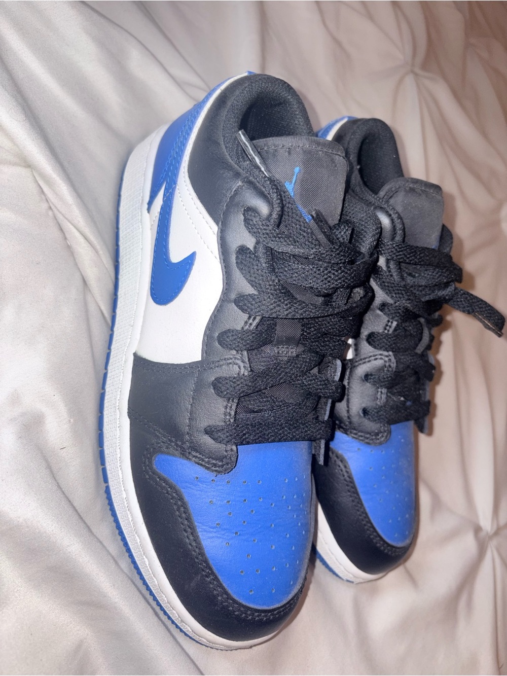 Nike Low Top Sneakers in Blue, Black & White - Picture 3 of 4
